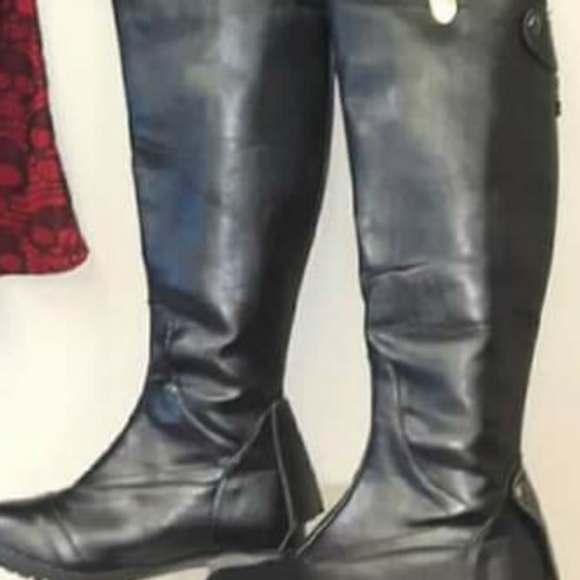 New Riding 👢 - Picture 3 of 3